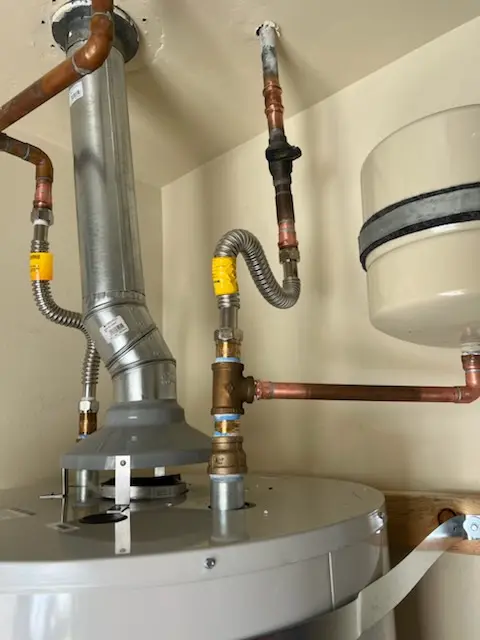 Water heater installation and plumbing repair in Wellington